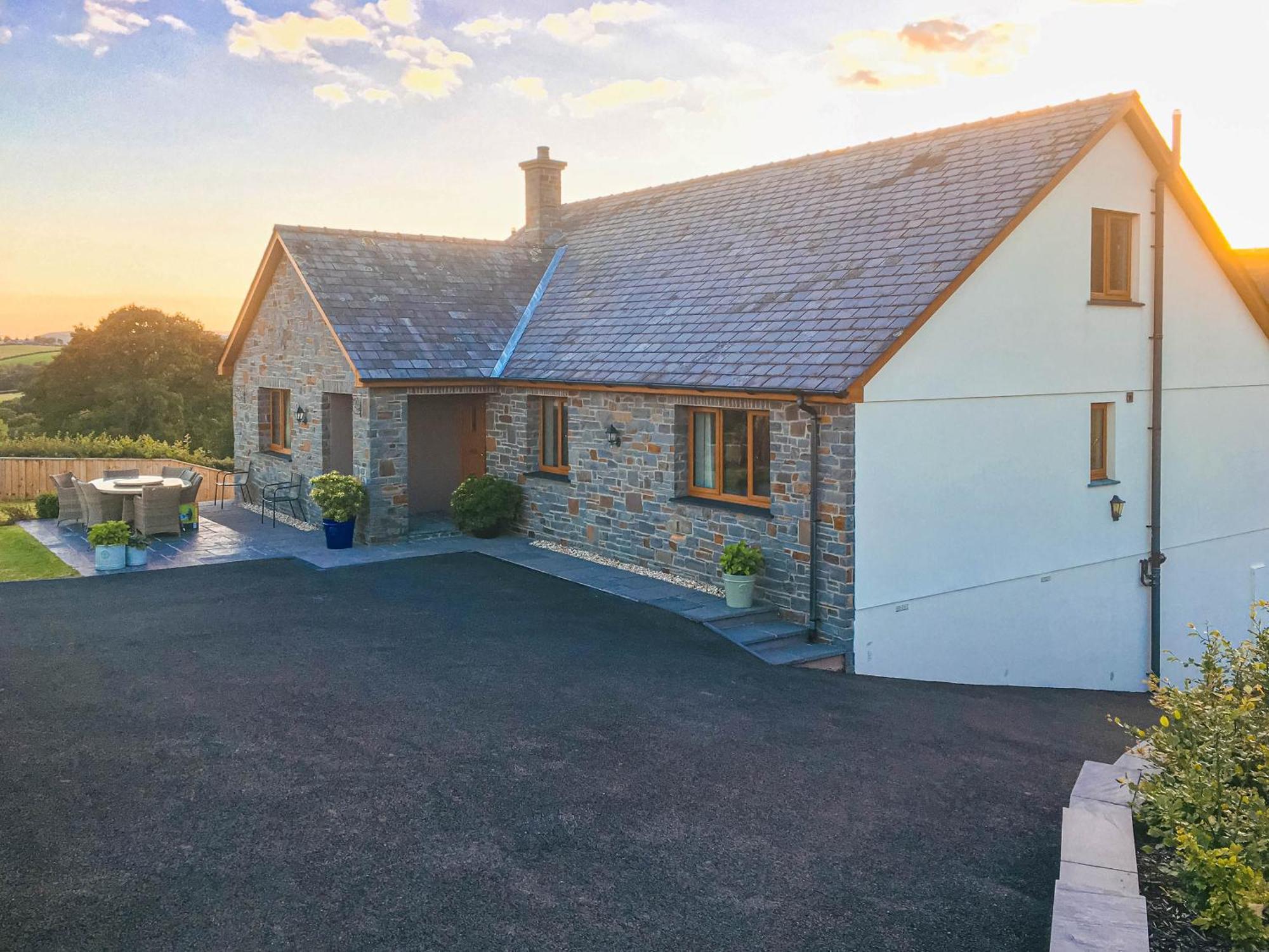 Llanwrda Maes Y Bryn Farmhouse מראה חיצוני תמונה