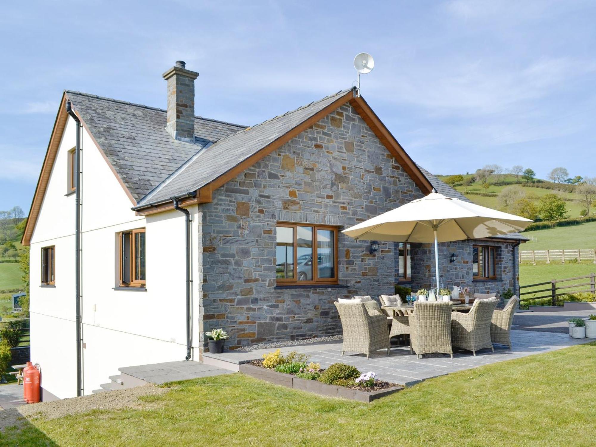 Llanwrda Maes Y Bryn Farmhouse מראה חיצוני תמונה