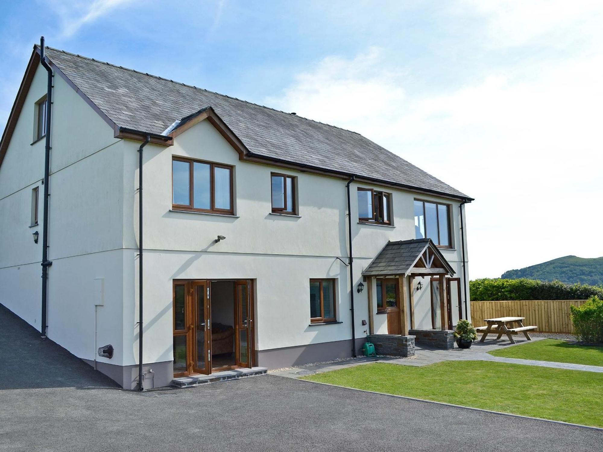 Llanwrda Maes Y Bryn Farmhouse מראה חיצוני תמונה